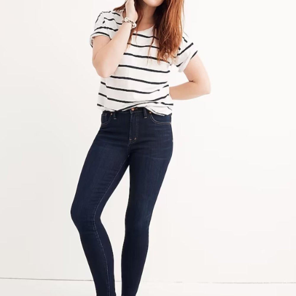 Madewell 9" Mid-Rise Skinny Jeans in Larkspur Wash - Size 26